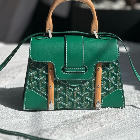 RARE Goyard Saigon in Green 💚🎄🍀🐸🥦 - Picture 4 of 8